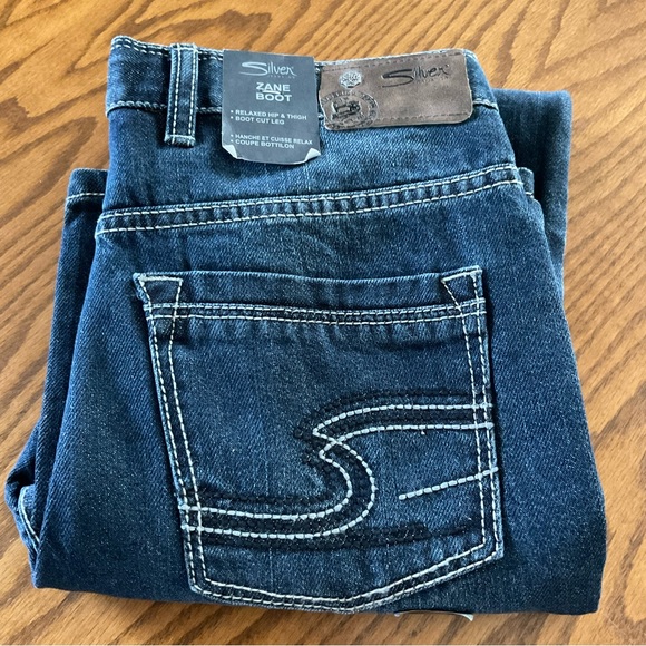 NWT Silver Zane Boot Jeans, Girls Sz 10 - Picture 9 of 10